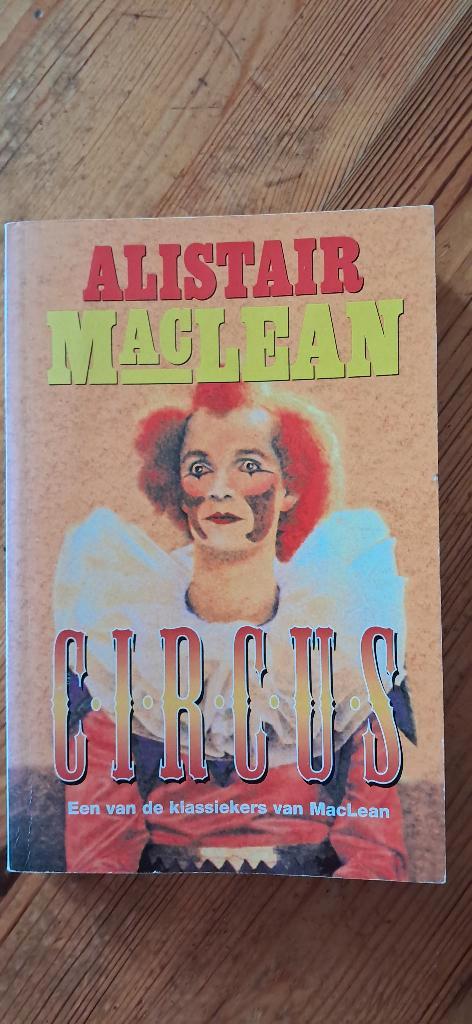 Boek thriller ´Circus´, Boeken, Thrillers, Gelezen, Europa overig, Ophalen