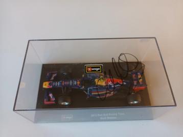 Red Bull RB8 Mark Webber bburago 1:32 origineel handtekening beschikbaar voor biedingen