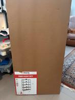 Rek, Enlèvement, Neuf