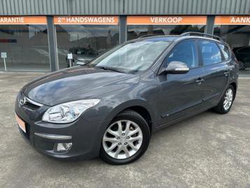 Hyundai I30SW, 1.6i benzine, 2009, 82.465km's,GPS+Garantie  beschikbaar voor biedingen