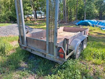 Machinetransporter beschikbaar voor biedingen