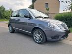 Lancia Ypsilon 1.2i Benzine Slechts 42.000km Carpass Gekeurd, Auto's, Lancia, Grijs, 1200 cc, 3 deurs, Euro 5