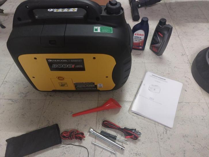 GENERMORE LC3000I INVERTER STROOMGROEP 2.8 KVA 27 KG, Doe-het-zelf en Bouw, Aggregaten, Zo goed als nieuw, Benzine, Minder dan 5 kVA