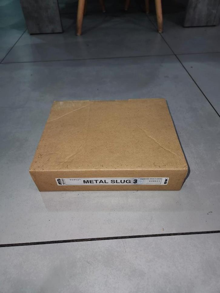 Boite officiel neo geo mvs metal slug 3, Consoles de jeu & Jeux vidéo, Consoles de jeu | Accessoires Autre, Utilisé, Enlèvement