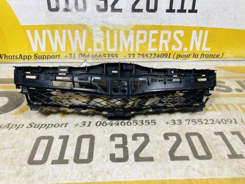 Grill Toyota Auris Hybrid 2008-2012 53114-02220 Voorbumper G beschikbaar voor biedingen
