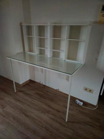 Bureau inklapbaar  beschikbaar voor biedingen