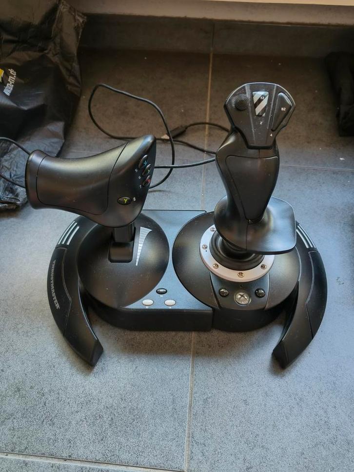 Thrustmaster T-Flight Hotas X, Computers en Software, Joysticks, Zo goed als nieuw, Ophalen