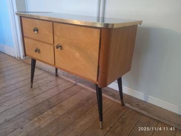 Lowboard Dressoir TV kast of spiegelkast sidetable klein beschikbaar voor biedingen