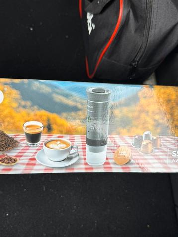 machine à café rechargeable 4 mode de café neuve jamais ouve beschikbaar voor biedingen