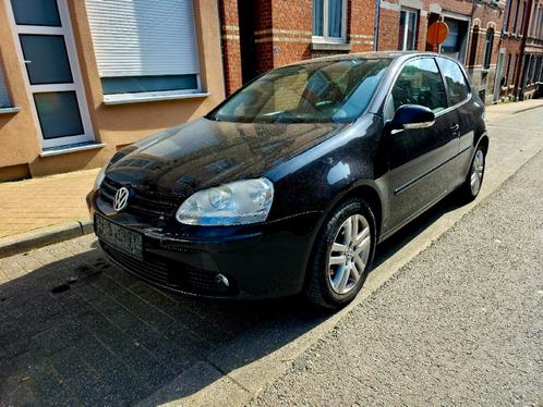 Vw golf 5 2007 1.6 essence   221kms 3 portes, Auto's, Volkswagen, Particulier, Ophalen
