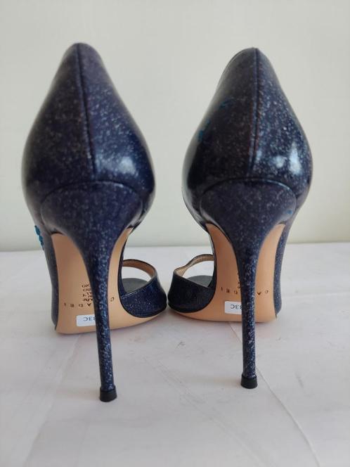 33C* Casadei - sexy blauwe pumps van volledig leer (36), Kleding | Dames, Schoenen, Nieuw, Pumps, Blauw, Verzenden