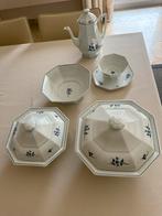Royal Limoges “A La Brindille” servies – schalen & koffiekan, Ophalen