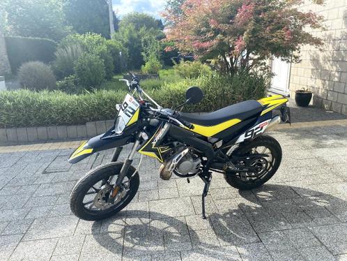 derbi 50 cc senda xtreme, Fietsen en Brommers, Brommers | Derbi, Gebruikt, Klasse B (45 km/u), Ophalen