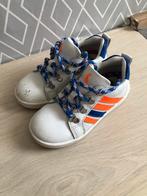 Witte sneakers maat 26 Milo& Mila, Kinderen en Baby's, Kinderkleding | Schoenen en Sokken, Jongen of Meisje, Ophalen of Verzenden