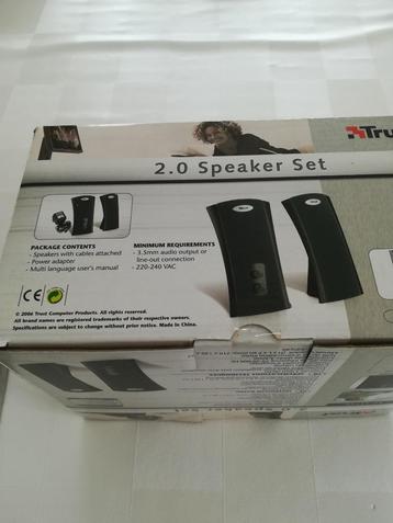 speaker set beschikbaar voor biedingen