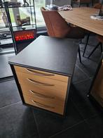 Prachtig en stevig bureau 4 ladenkastje op wieltjes 55€, Ophalen, Minder dan 50 cm, Zo goed als nieuw, 3 of 4 laden