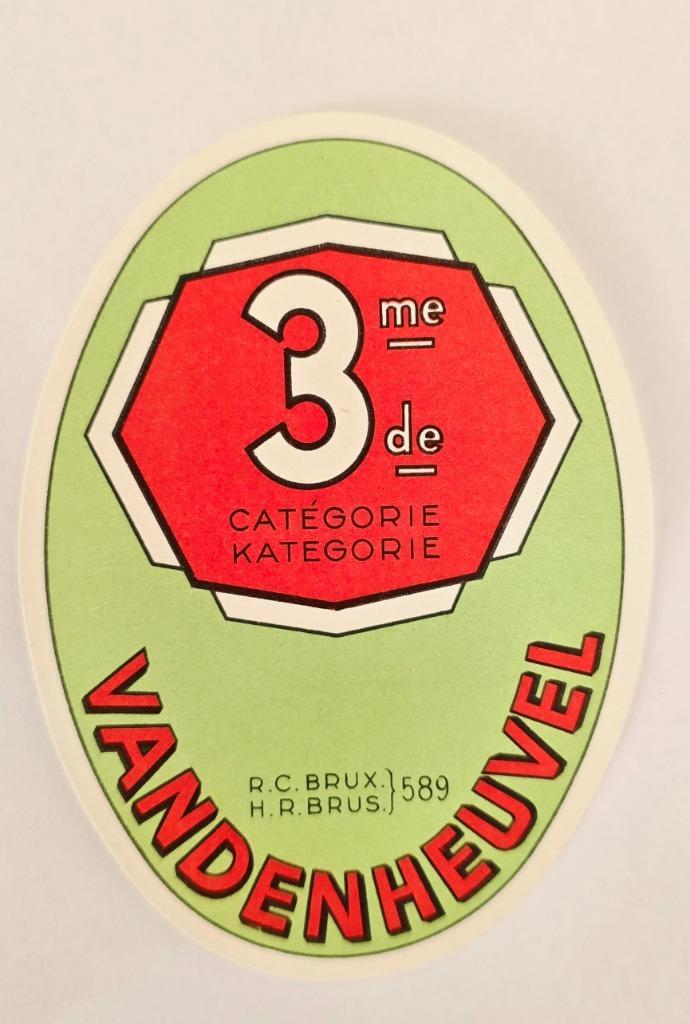 3me Categorie Vandenheuvel Etiquette biere label26, Verzamelen, Biermerken, Zo goed als nieuw, Overige typen, Overige merken, Verzenden