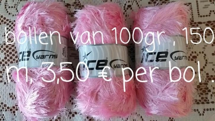 pakketten met nieuwe breiwol, Hobby en Vrije tijd, Breien en Haken, Nieuw, Breien of Haken, Wol of Garen, Ophalen of Verzenden