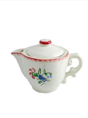 Dinette vintage en porcelaine "Le jouet Longchamp", Enlèvement