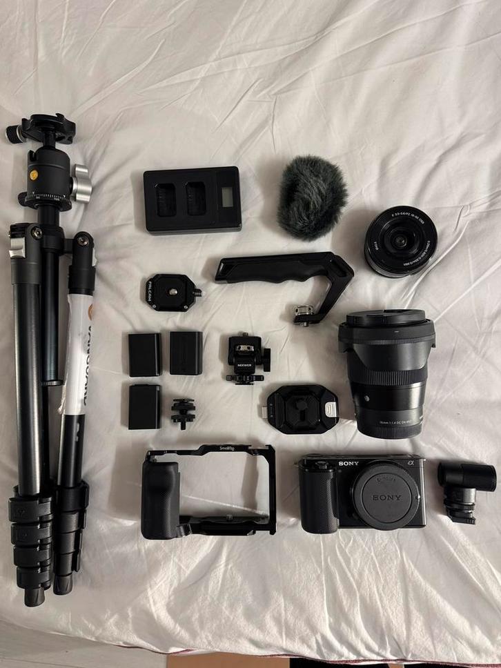 Sony ZVE-10, TV, Hi-fi & Vidéo, Caméras action, Comme neuf, Sony, Enlèvement ou Envoi