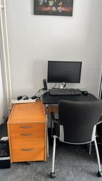 Bureau set met computer, Huis en Inrichting, Ophalen, Gebruikt, Bureau