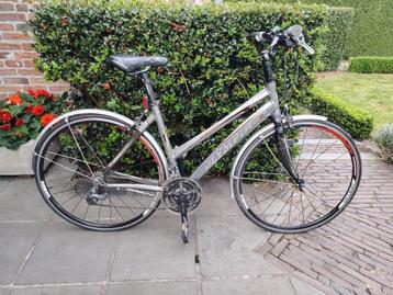 fiets beschikbaar voor biedingen