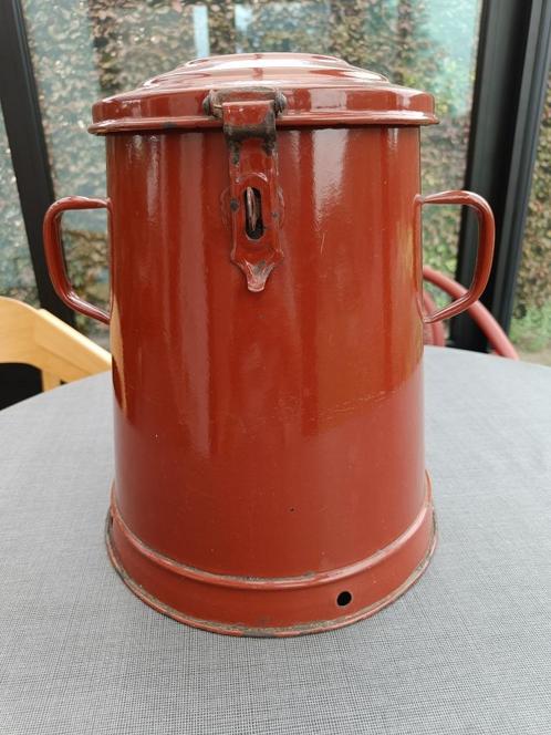 Oude geëmailleerde ijzeren voorraadpot. Hoogte: 33 cm., Antiek en Kunst, Curiosa en Brocante, Ophalen of Verzenden