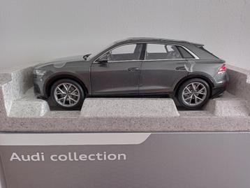 Audi Q8 Samurai Grey - Norev 