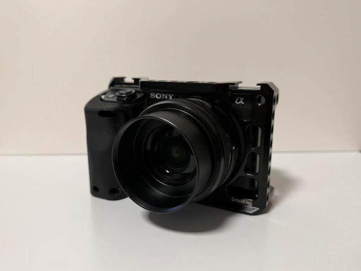 Sony A6400 + Sony 16-50mm OSS kit lens – Zo goed als nieuw, Audio, Tv en Foto, Fotocamera's Digitaal, Zo goed als nieuw, Compact