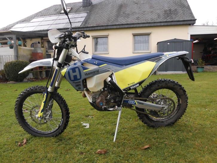 A vendre HUSQVARNA 350 FE, Motoren, Motoren | Husqvarna, Particulier, Enduro, 12 t/m 35 kW, 1 cilinder, Minimaal motorrijbewijs A2