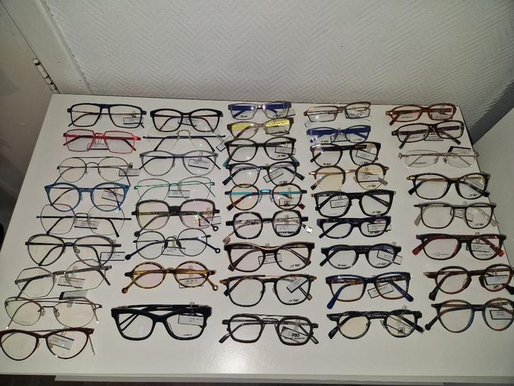 Set van 43 brilmonturen — waarde €14,000, Handtassen en Accessoires, Zonnebrillen en Brillen | Dames, Nieuw, Bril, Overige merken
