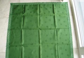 borduren Tafellaken aida rood groen / damast kruissteek kers beschikbaar voor biedingen