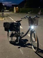 Elektrische fiets, 30 tot 50 km per accu, Zo goed als nieuw