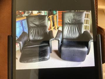 twee verstelbare fauteuils GITS beschikbaar voor biedingen