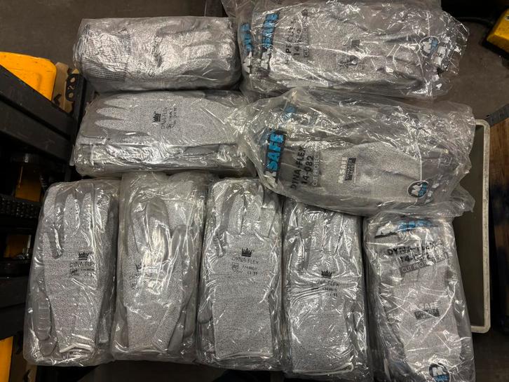 Grote partij handschoenen,werkhandschoenen,werkkleding vest, Tuin en Terras, Werkkleding, Zo goed als nieuw, Handschoenen, Ophalen