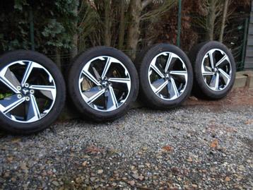 Mitsubishi Outlander - Originele zomerset van 18 inch beschikbaar voor biedingen