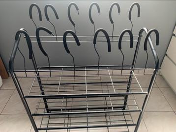 Schoenenrek beschikbaar voor biedingen