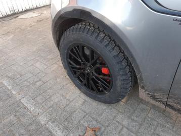 Winterbanden/ offroad beschikbaar voor biedingen