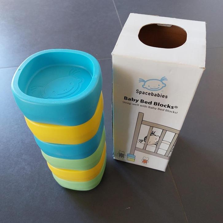 bedblocks veelkleurige set (baby reflux kinderbed ), Kinderen en Baby's, Kinderspulletjes, Zo goed als nieuw, Ophalen of Verzenden