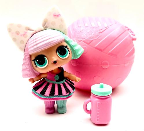LOL SURPRISE poppetje in roze bol met toebehoren, Verzamelen, Poppetjes en Figuurtjes, Gebruikt, Ophalen of Verzenden