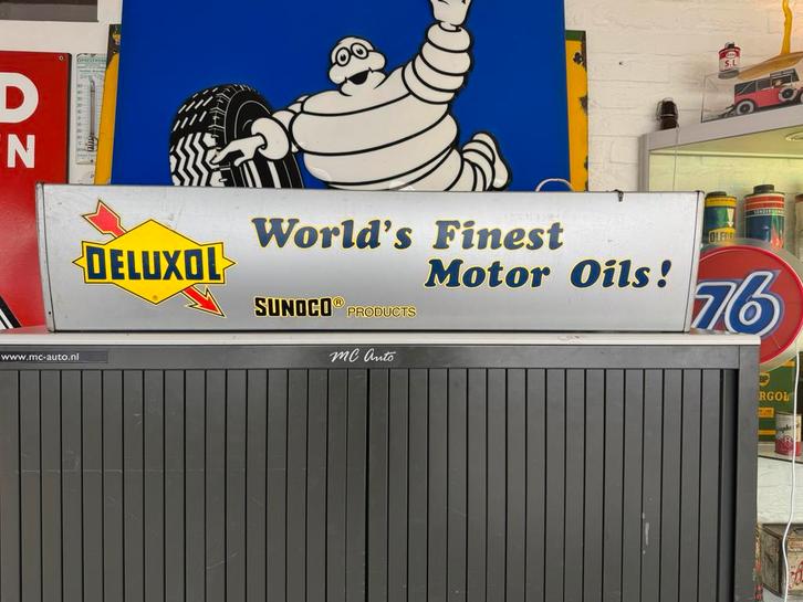 Ancienne boîte à lumière publicitaire Deluxol/Sunoco, Collections, Marques & Objets publicitaires, Utilisé, Table lumineuse ou lampe (néon)