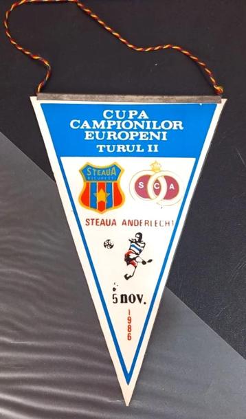 RSC Anderlecht Steaua Boekarest 1986 vintage vaandel wimpel  beschikbaar voor biedingen