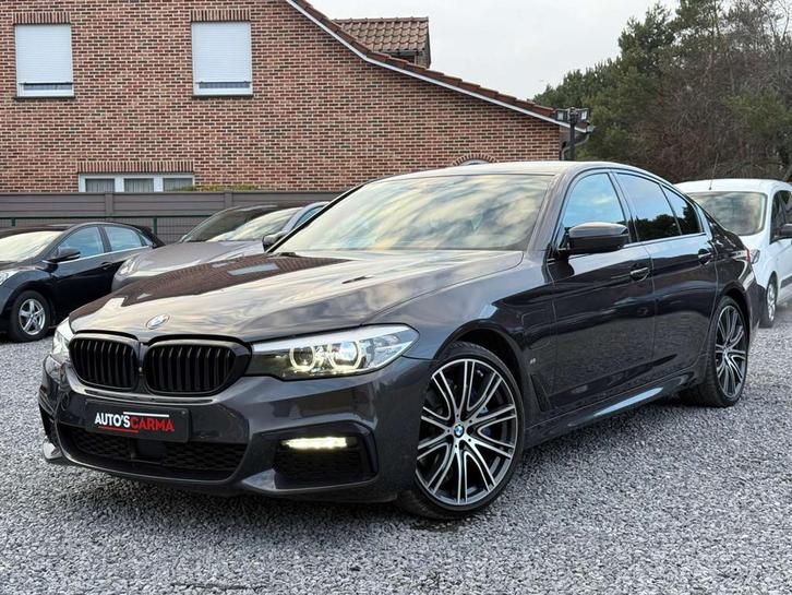 BMW 530 M-Pack Sport Camera CruiseC Led Xenon Navi Airco *, Auto's, BMW, Bedrijf, Te koop, 5 Reeks, 360° camera, 4x4, ABS, Airconditioning