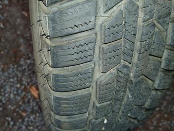 Banden 2 stuks 165/65 R14 zo goed als nieuw 25€/beiden beschikbaar voor biedingen