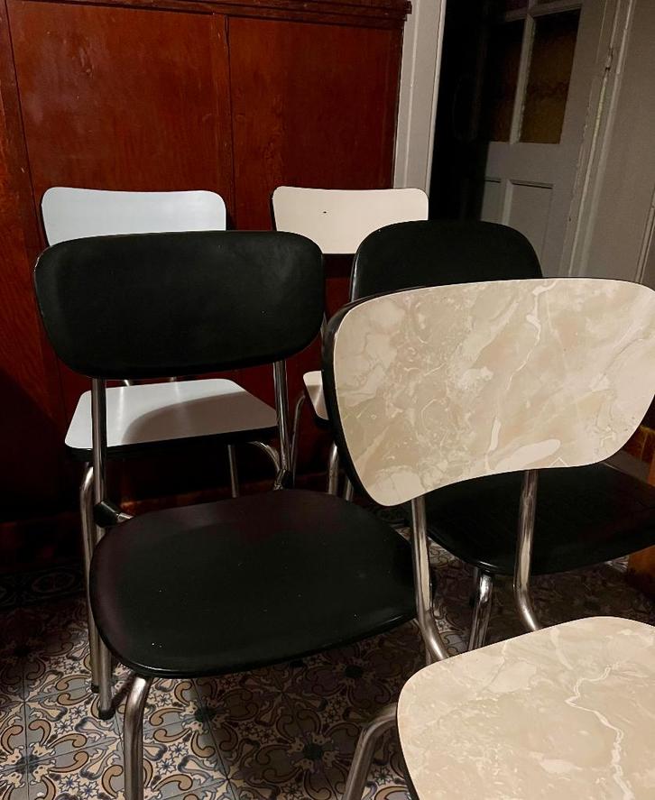 chaises, Maison & Meubles, Chaises, Utilisé, Cinq, Six Chaises ou plus, Synthétique, Cuir, Métal, Autres couleurs, Enlèvement