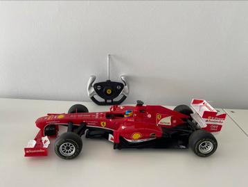 R/C 1/12 Ferrari F138 - zo goed als nieuw beschikbaar voor biedingen