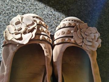 schoenen dames leder maat 40 beschikbaar voor biedingen