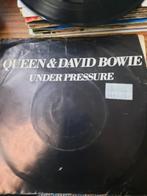 Single Queen - David Bowie Under pressure, Gebruikt, 7 inch, Single, Ophalen of Verzenden