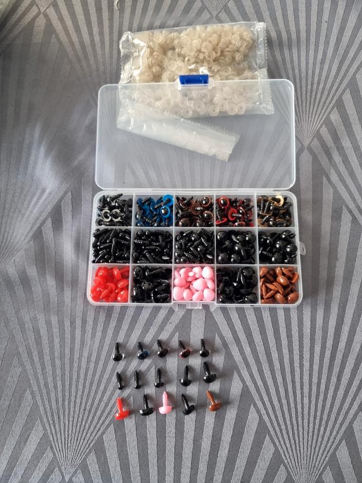 Splinternieuwe en ongebruikte verschillende Veiligheidsoogje, Hobby en Vrije tijd, Breien en Haken, Ophalen of Verzenden