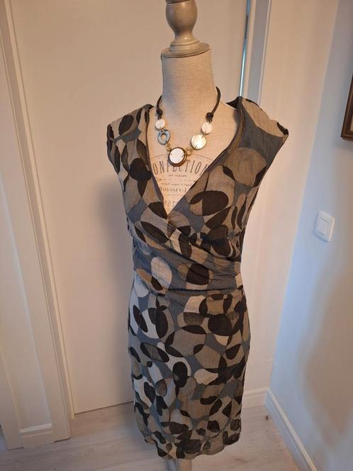 Mooie mouwloze jurk in donkere print  met ketting, Kleding | Dames, Jurken, Zo goed als nieuw, Maat 36 (S), Blauw, Ophalen of Verzenden